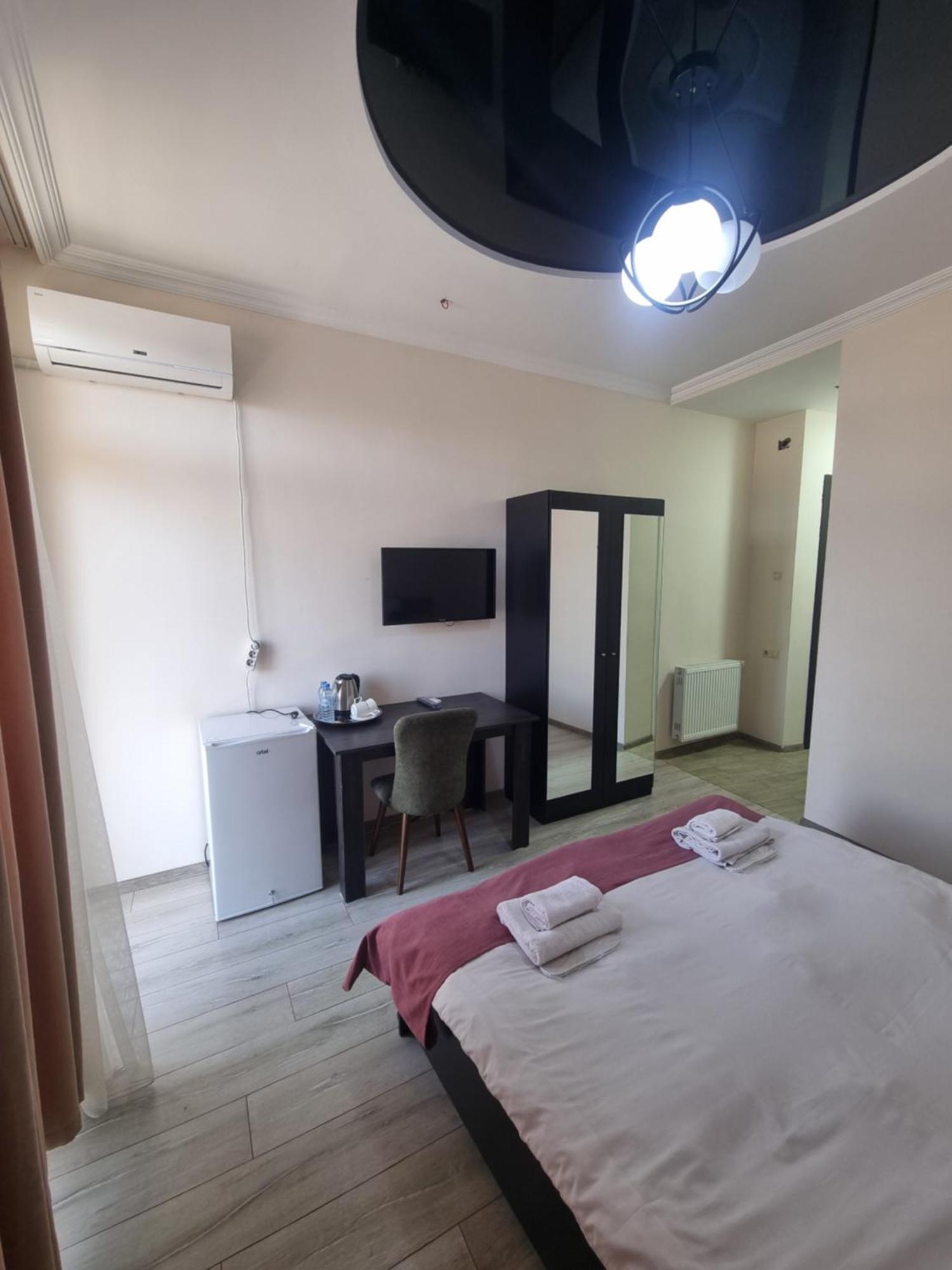 Mahali Hotel Batumi Exterior foto