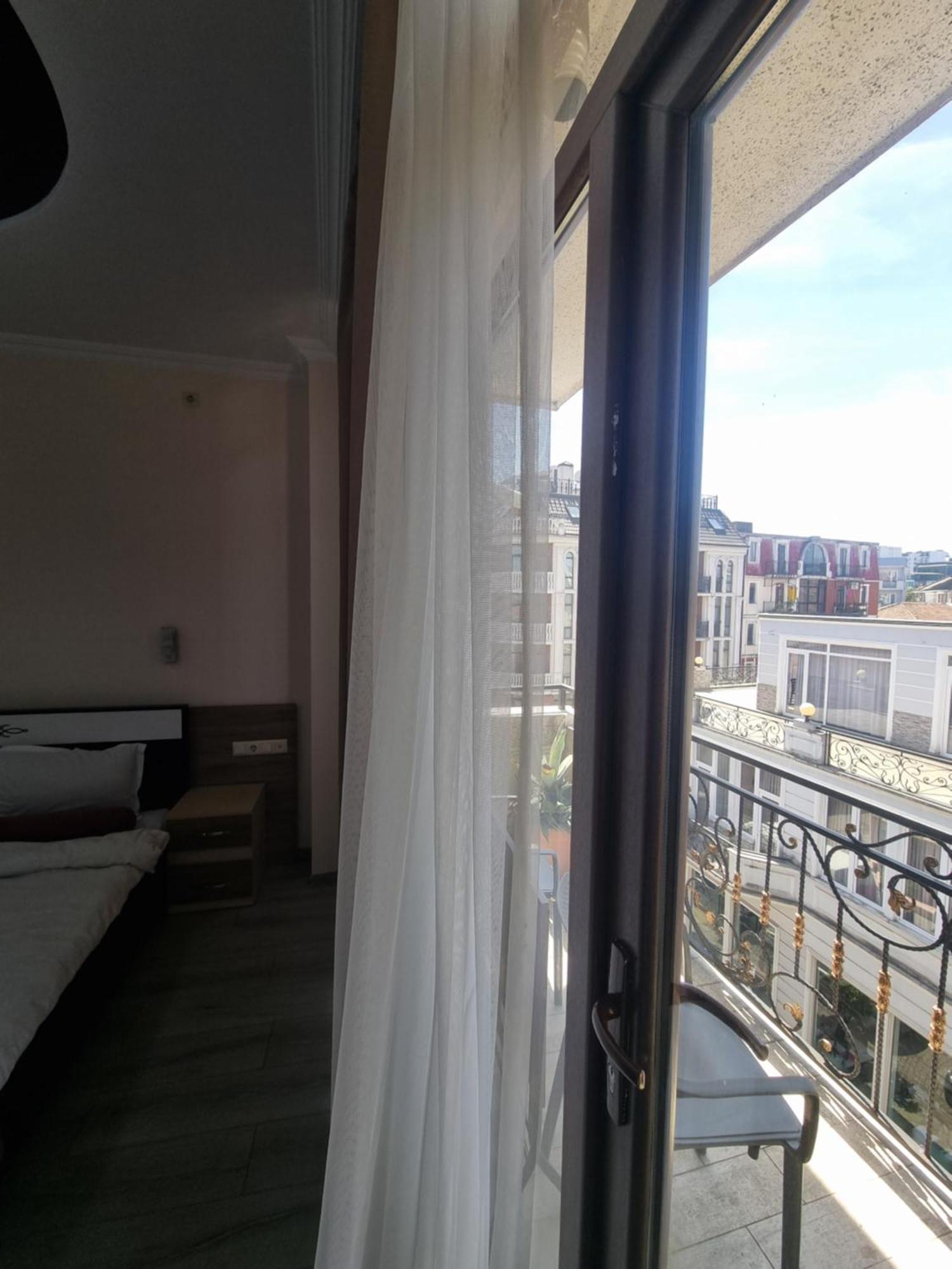 Mahali Hotel Batumi Exterior foto