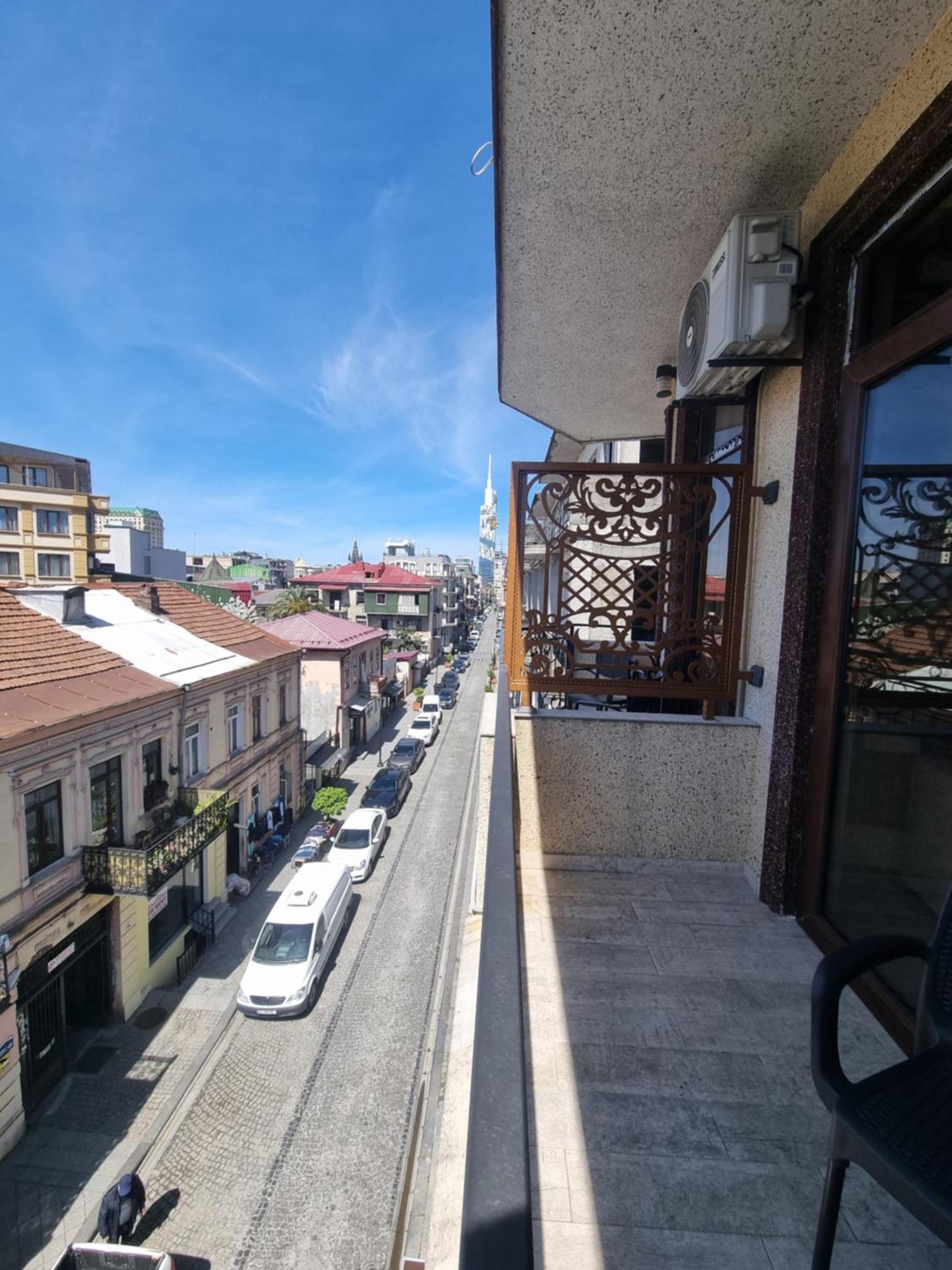 Mahali Hotel Batumi Exterior foto